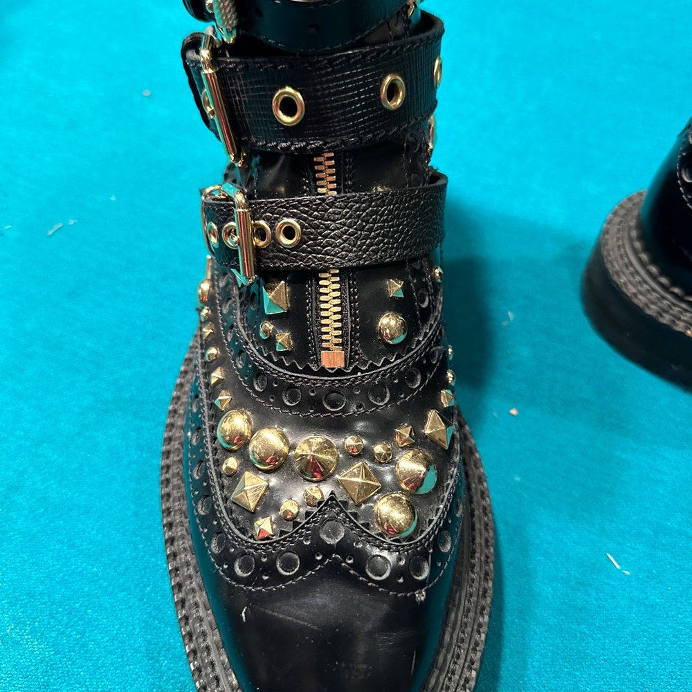 Burberry Gold Studded with straps Black Ankle Boots size 40/9.5 - Picture 5 of 7